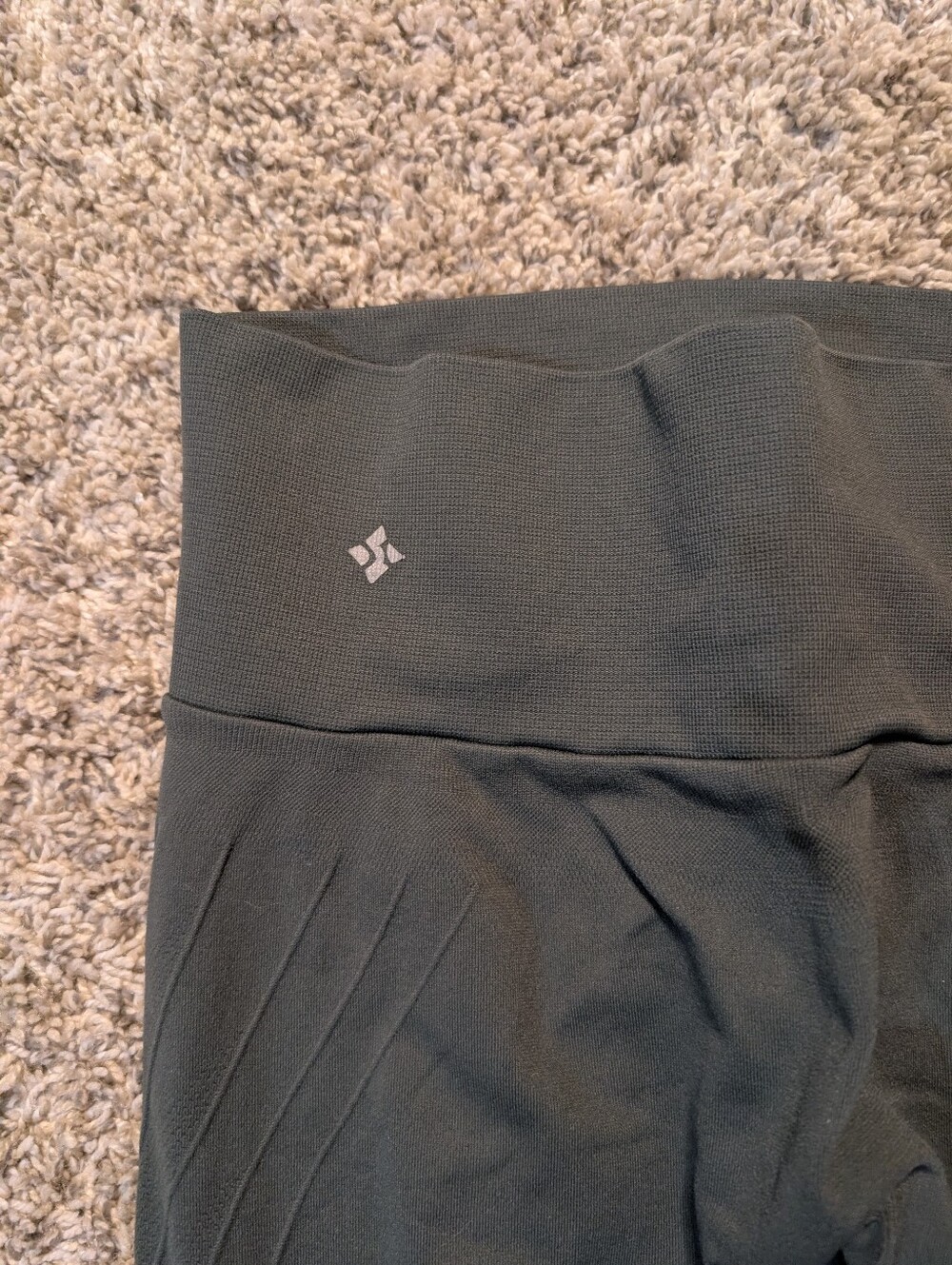 Textured Legging - Picture 6 of 7